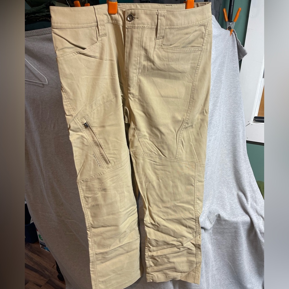Propper Men's Cargo Pants in Tan